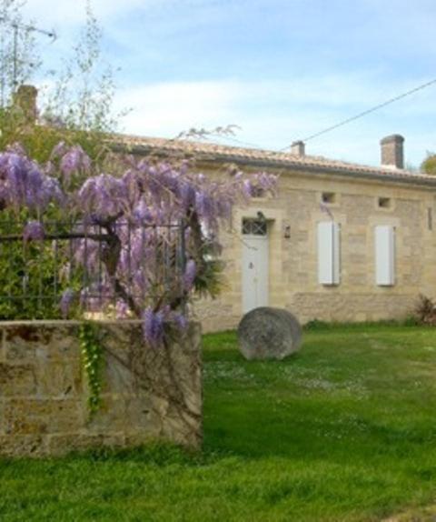 Sous Les Marronniers Bed and Breakfast Petit-Palais-et-Cornemps Buitenkant foto